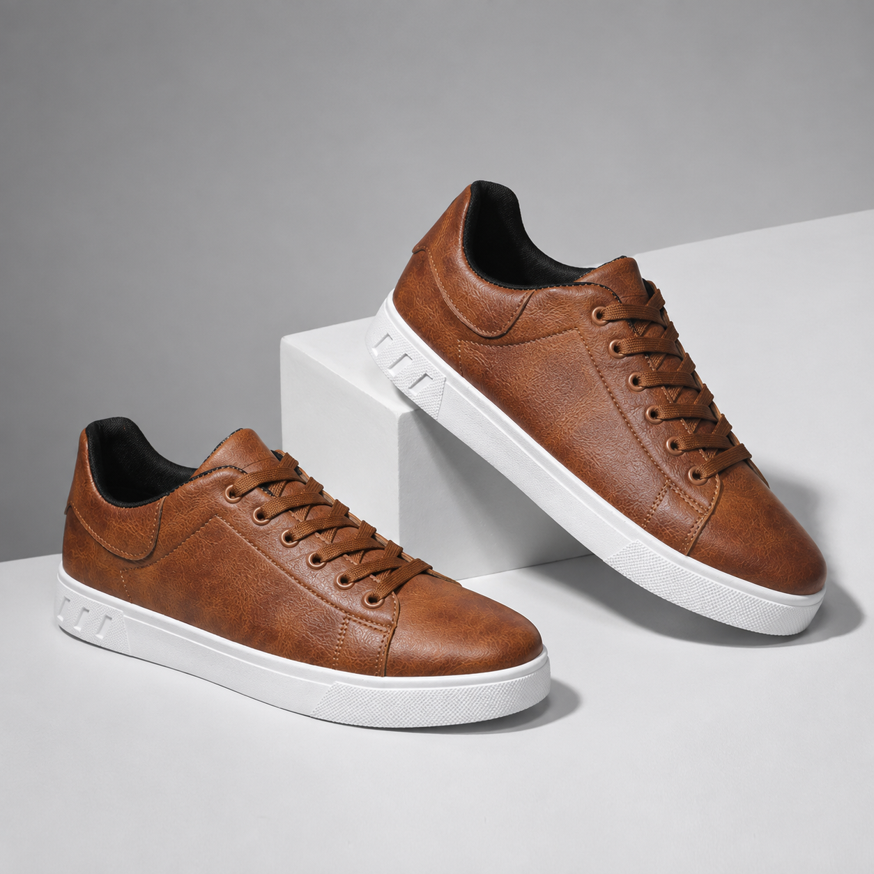 Men’s Lace-Up Casual Sneakers