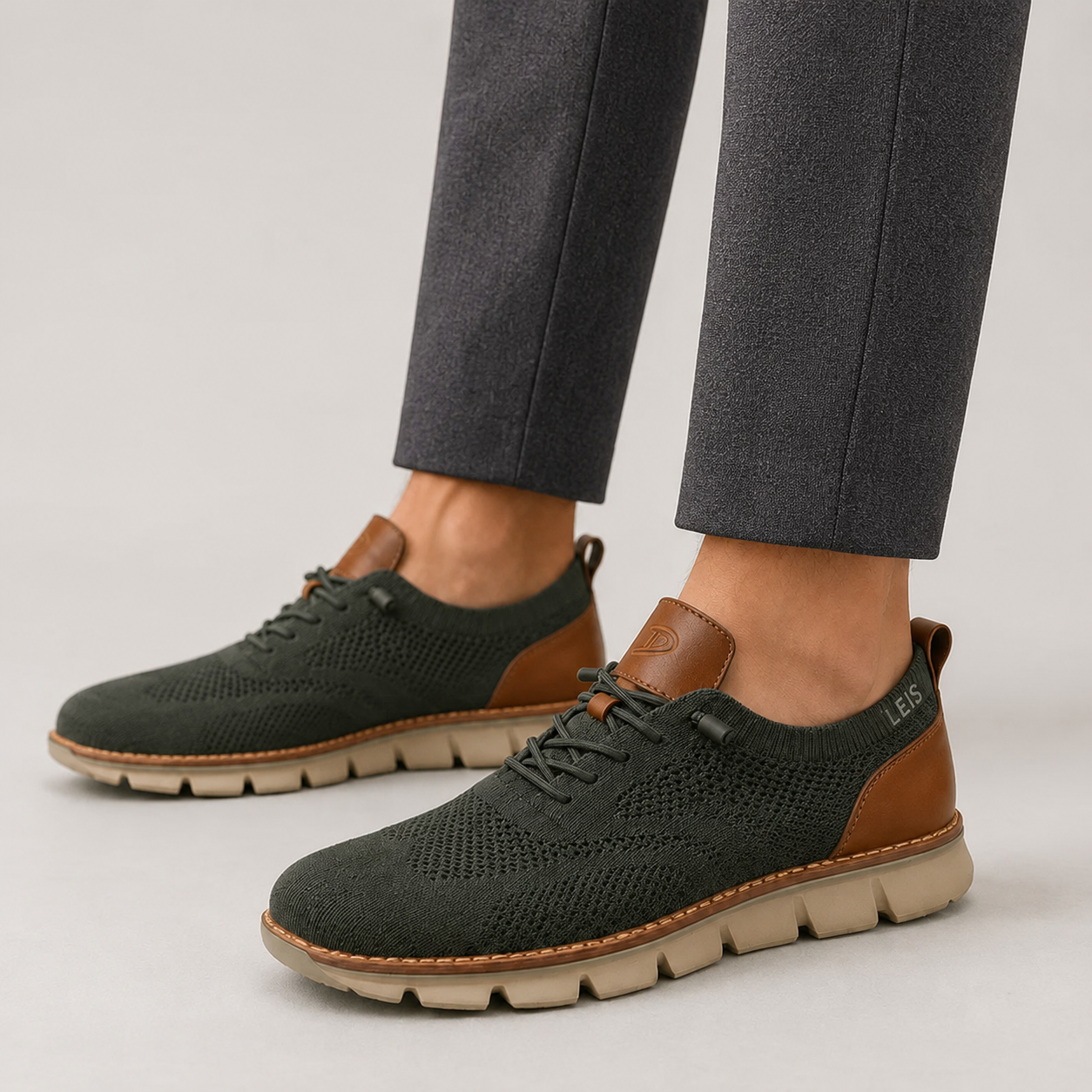 Men’s Lightweight Walking Sneakers